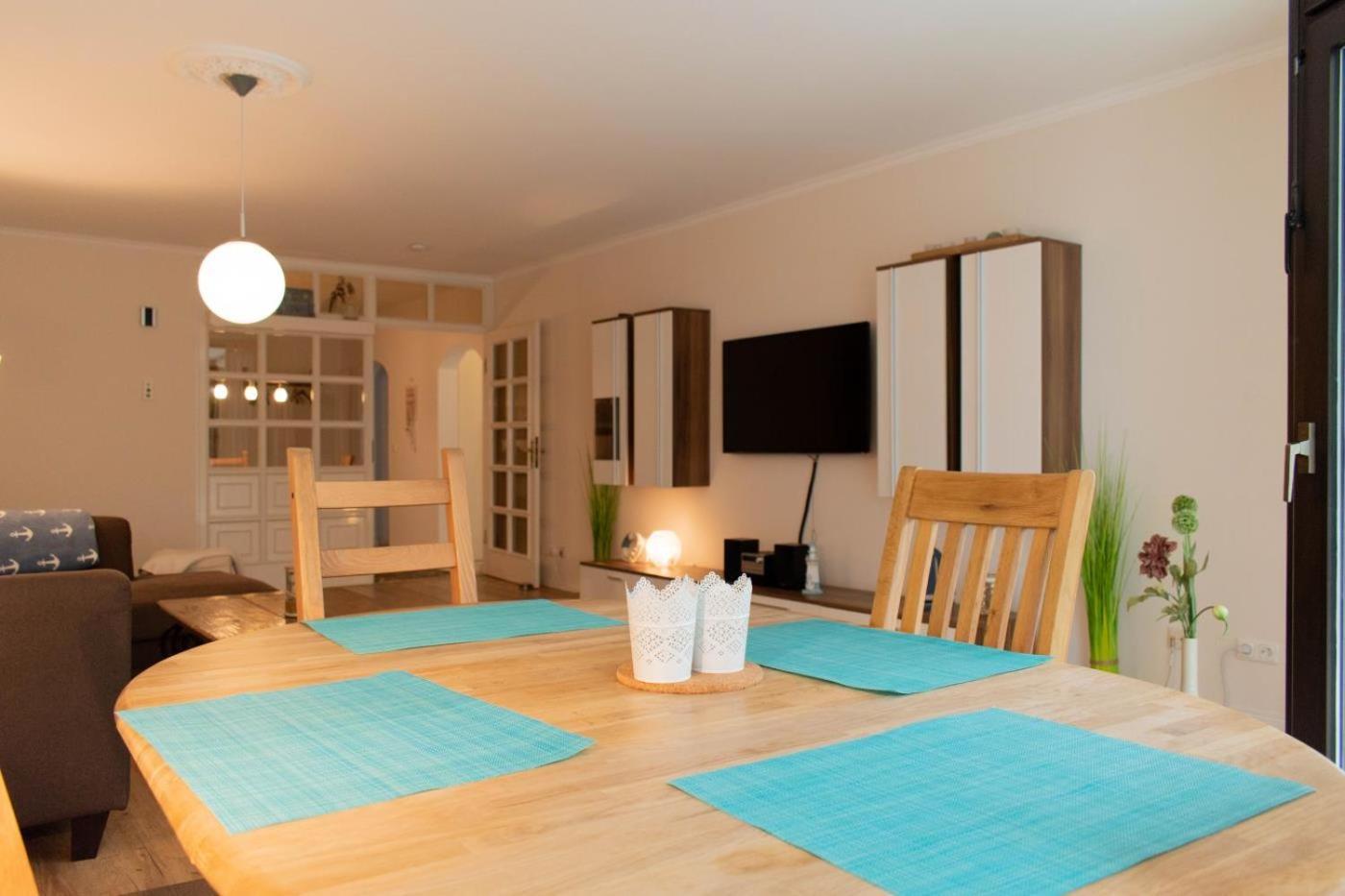 Ferienwohnung Villa Miramare Lubeck Ngoại thất bức ảnh